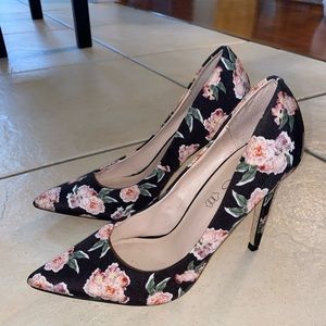 Black Floral Aldo Heels